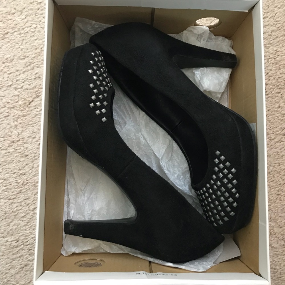 Black heels